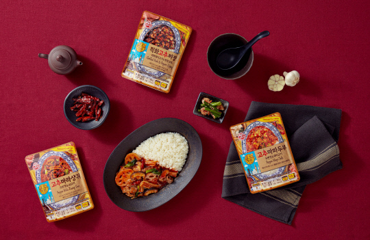 오즈키친 소스 신제품 3종. 오뚜기 제공